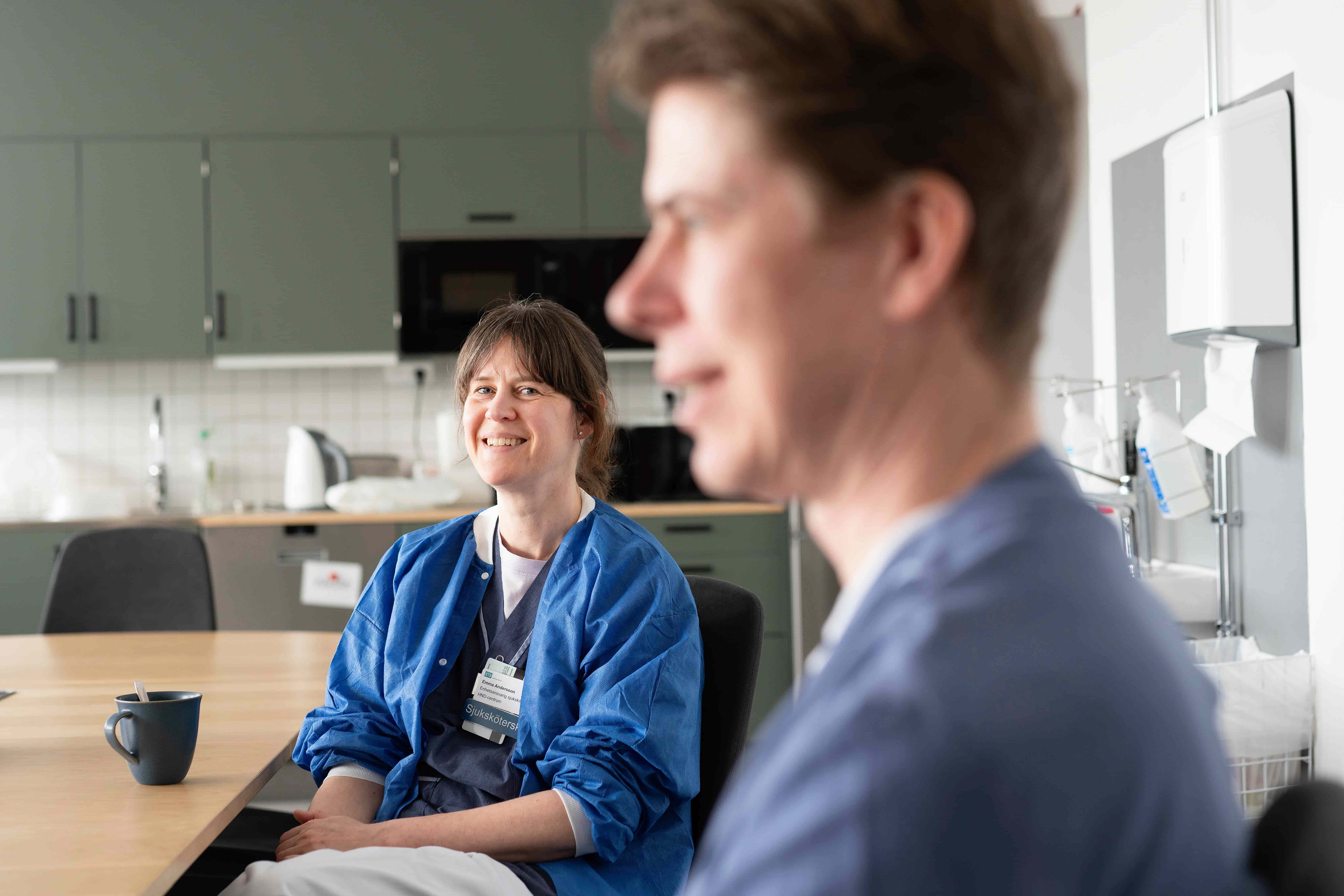 Jonas Spaak och Emma Andersson som är sjuksköterska på HND sedan 2017 Jonas Spaak och Emma Andersson som är sjuksköterska på HND sedan 2017
